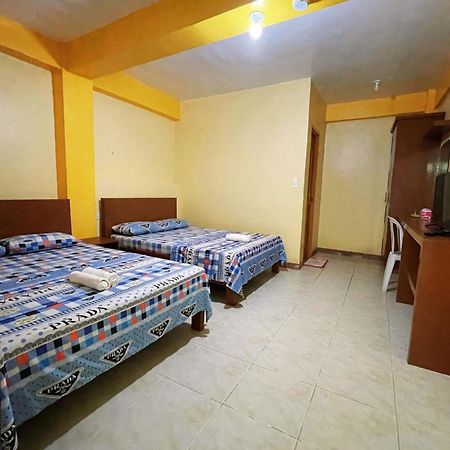 White Beach Hotel Puerto Galera Powered By Cocotel Luaran gambar