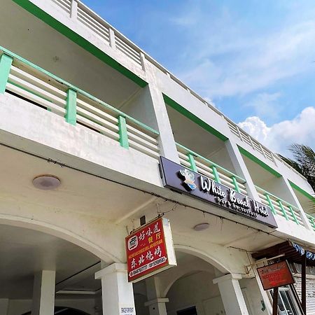 White Beach Hotel Puerto Galera Powered By Cocotel Luaran gambar